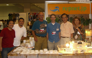 steve-and-bob-applegate-at-japan-reptiles-show-2007 steve-and-bob-applegate-at-japan-reptiles-show-2007